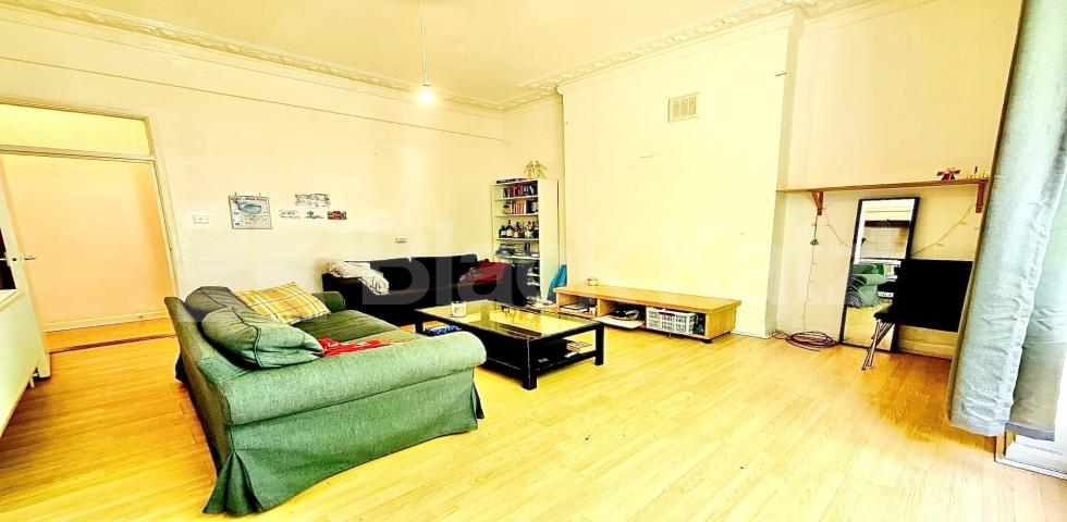 			NEW INSTRUCTION, 3 Bedroom, 1 bath, 1 reception Flat			 Hillmarton Road, HILLMARTON CONSERVATION